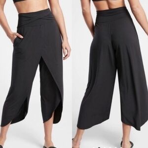 ATHLETA Pants Sz XS in Black NWT